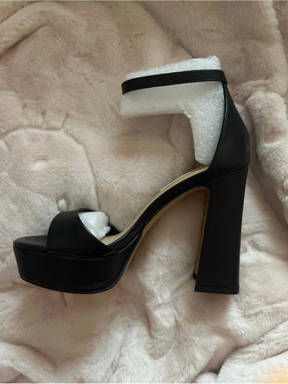 Steve Madden Black Arianna Heels